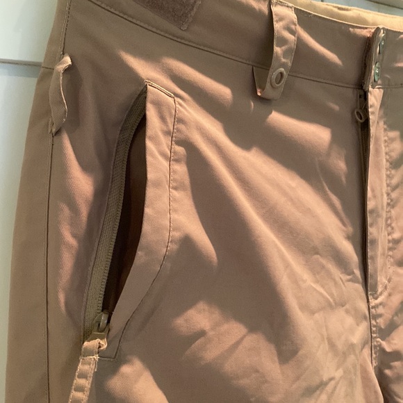 Quicksilver quicktech 8.000mm relaxed fit utility snowboard pants - Picture 4 of 13